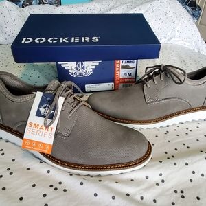 Men's Dockers dressy casual shoe size 9